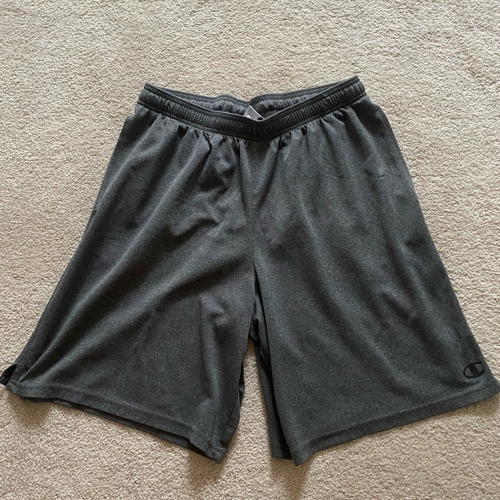 Men’s Champion grey shorts